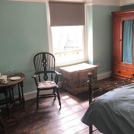 The Victorian House Bed & Breakfast Bridport Eksteriør bilde